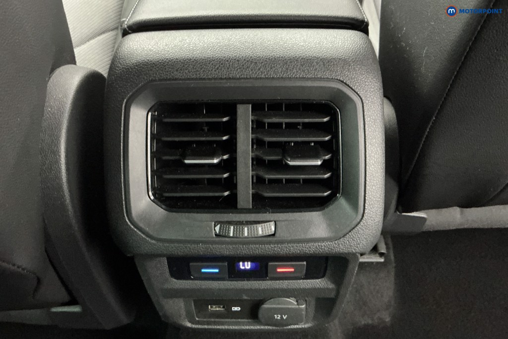 Volkswagen Tiguan R-Line Tech Automatic Petrol SUV - Stock Number (1612136) - 10th supplementary image