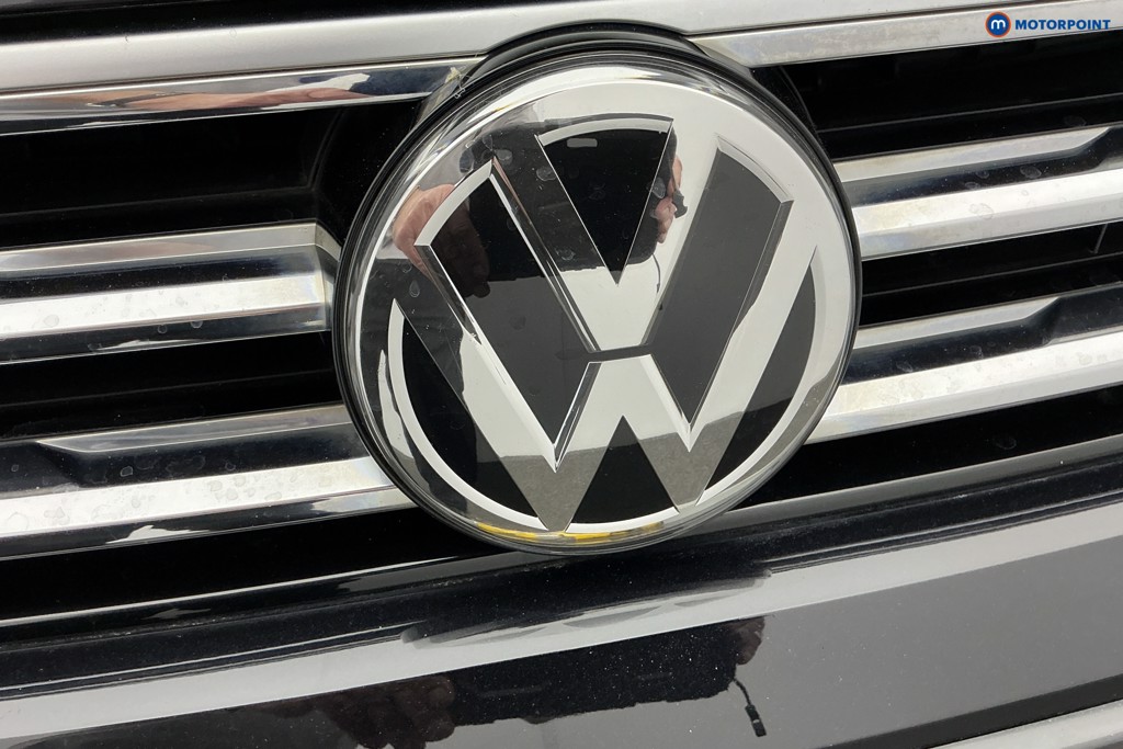 Volkswagen Tiguan R-Line Tech Automatic Petrol SUV - Stock Number (1612136) - 29th supplementary image