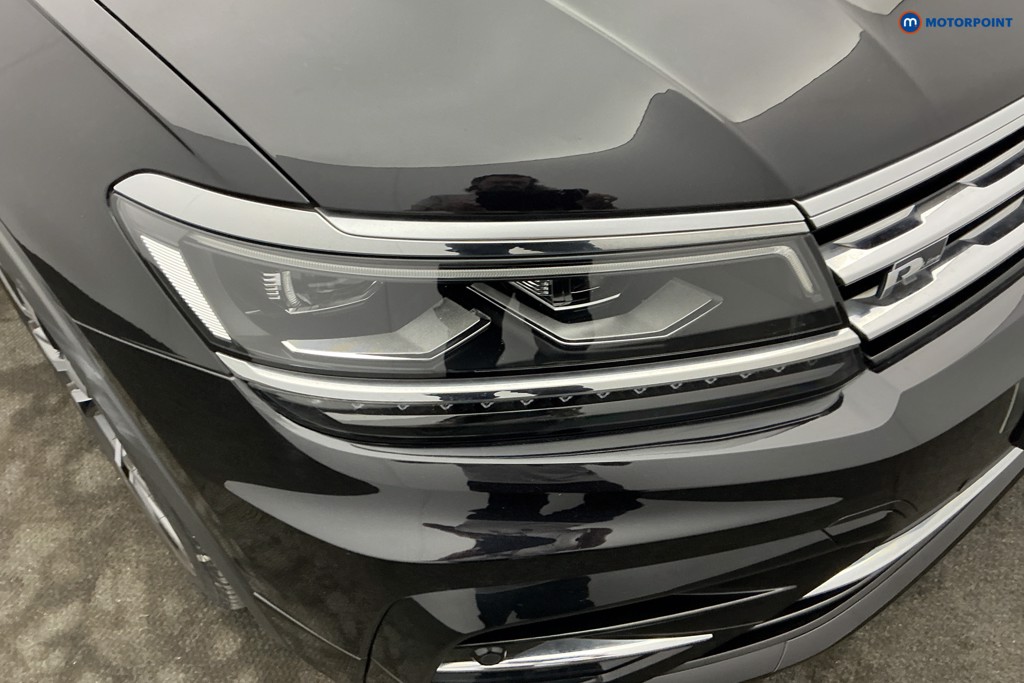 Volkswagen Tiguan R-Line Tech Automatic Petrol SUV - Stock Number (1612136) - 30th supplementary image