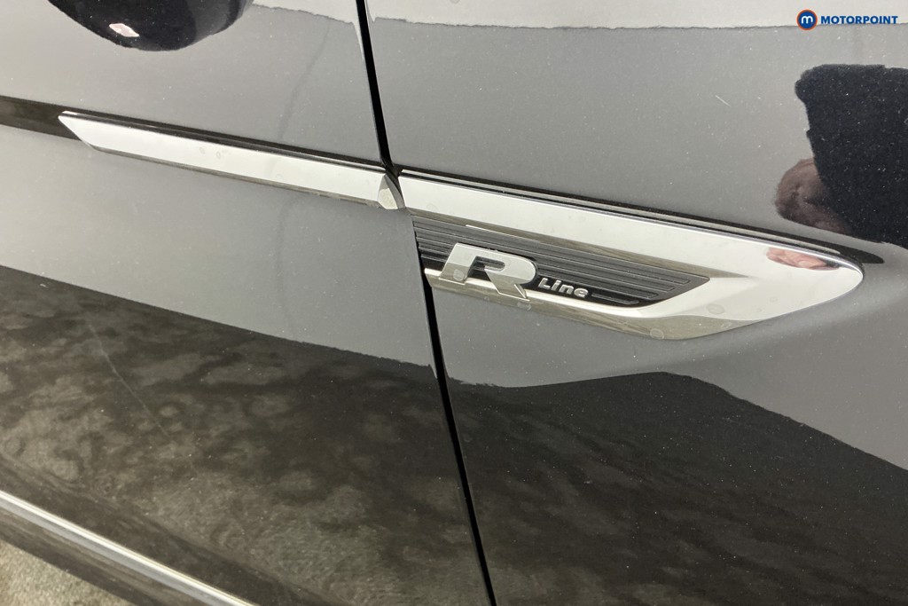 Volkswagen Tiguan R-Line Tech Automatic Petrol SUV - Stock Number (1612136) - 31st supplementary image