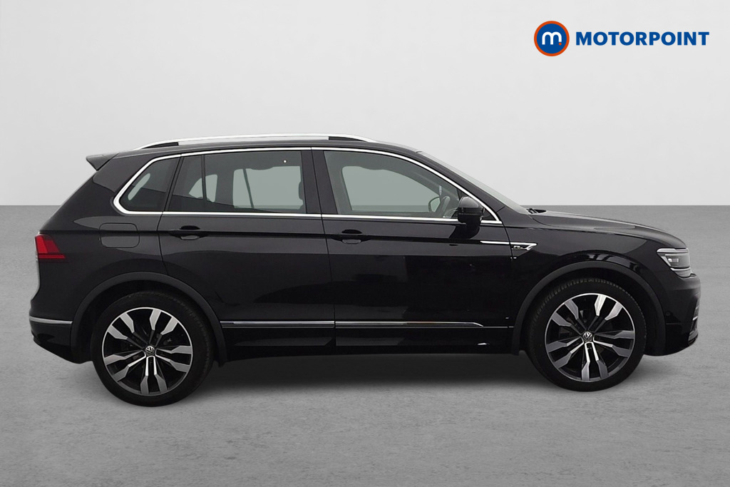 Volkswagen Tiguan R-Line Tech Automatic Petrol SUV - Stock Number (1612136) - Drivers side