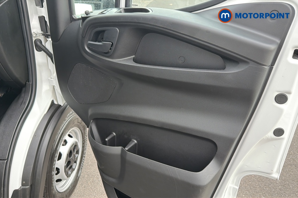 Iveco Daily Business Automatic Diesel High Volume-High Roof Van - Stock Number (1631225) - 18th supplementary image