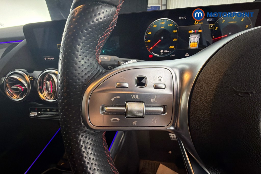 Mercedes-Benz GLA Amg Line Automatic Petrol SUV - Stock Number (1633307) - 3rd supplementary image
