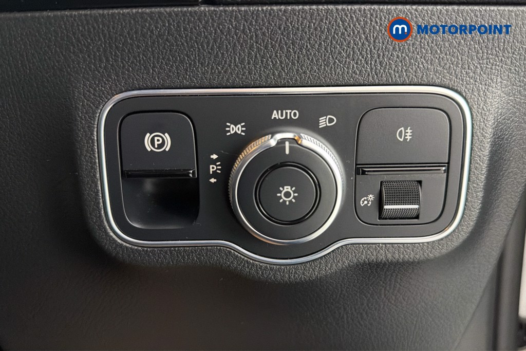 Mercedes-Benz GLA Amg Line Automatic Petrol SUV - Stock Number (1633307) - 18th supplementary image