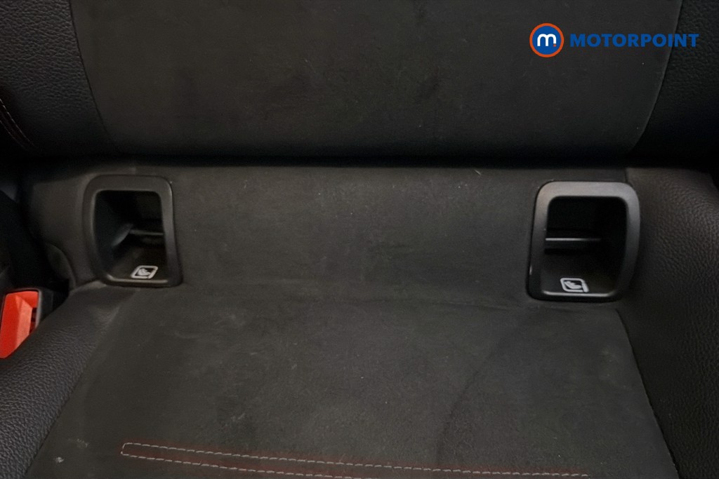Mercedes-Benz GLA Amg Line Automatic Petrol SUV - Stock Number (1633307) - 29th supplementary image