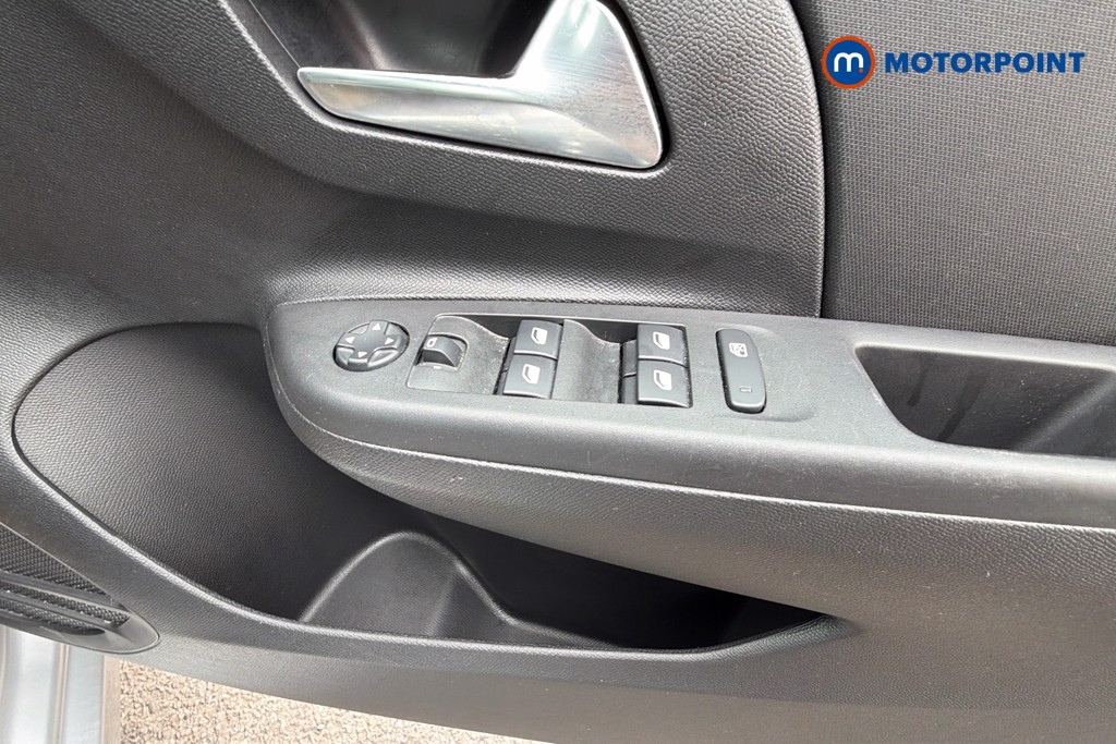 Vauxhall Corsa Design Manual Petrol Hatchback - Stock Number (1635748) - 20th supplementary image