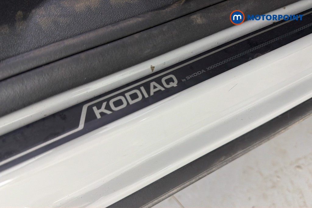 Skoda Kodiaq Sportline Automatic Petrol Plug-In Hybrid SUV - Stock Number (1636377) - 27th supplementary image