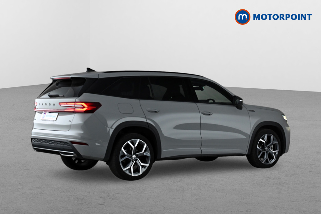 Skoda Kodiaq Sportline Automatic Petrol Plug-In Hybrid SUV - Stock Number (1636377) - Drivers side rear corner