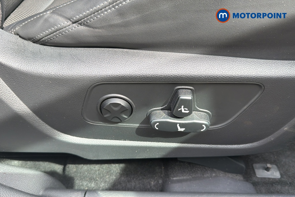 Ssangyong Korando Ultimate Automatic Petrol SUV - Stock Number (1637683) - 23rd supplementary image