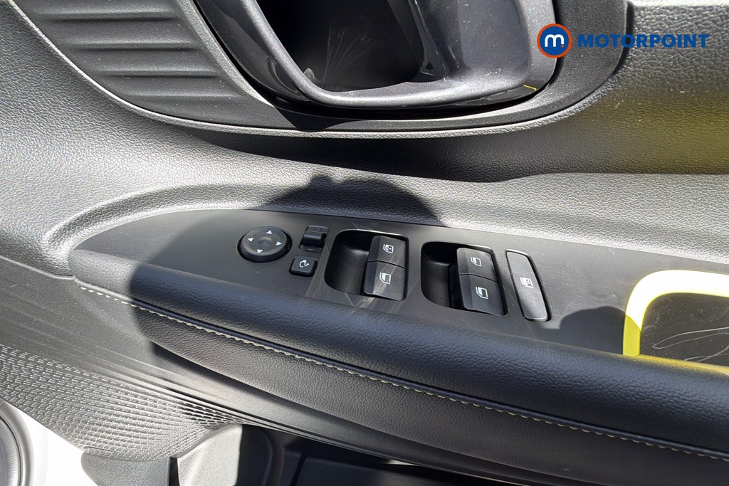 Hyundai I20 Ultimate Manual Petrol Hatchback - Stock Number (1638569) - 20th supplementary image