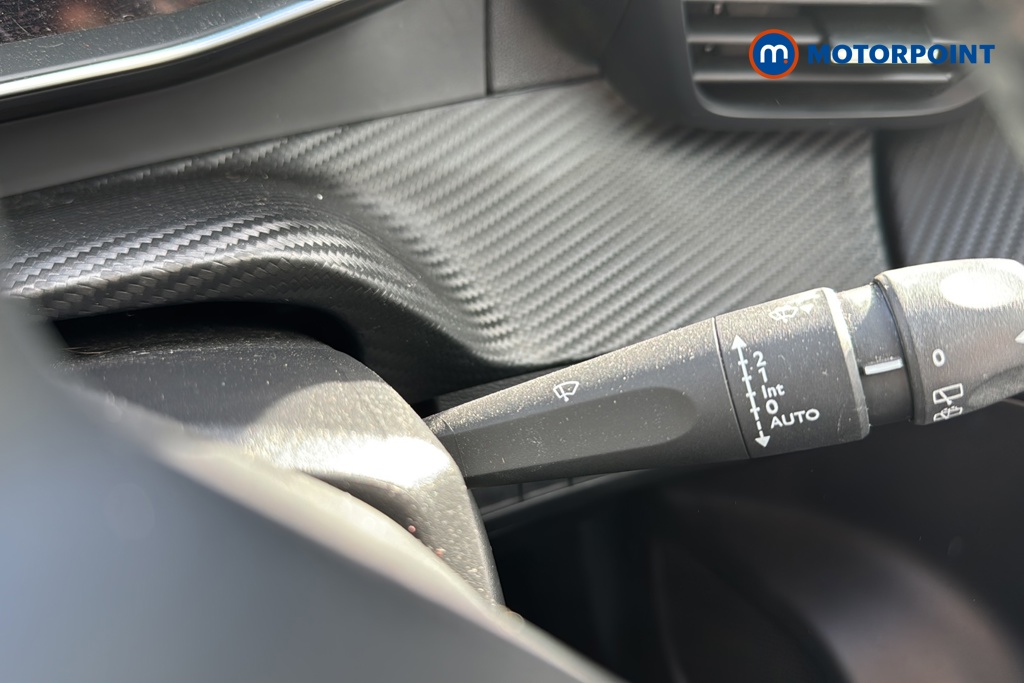 Peugeot 2008 Allure Premium Manual Petrol SUV - Stock Number (1639696) - 6th supplementary image