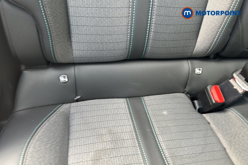 Peugeot 2008 Allure Premium Manual Petrol SUV - Stock Number (1639696) - 27th supplementary image