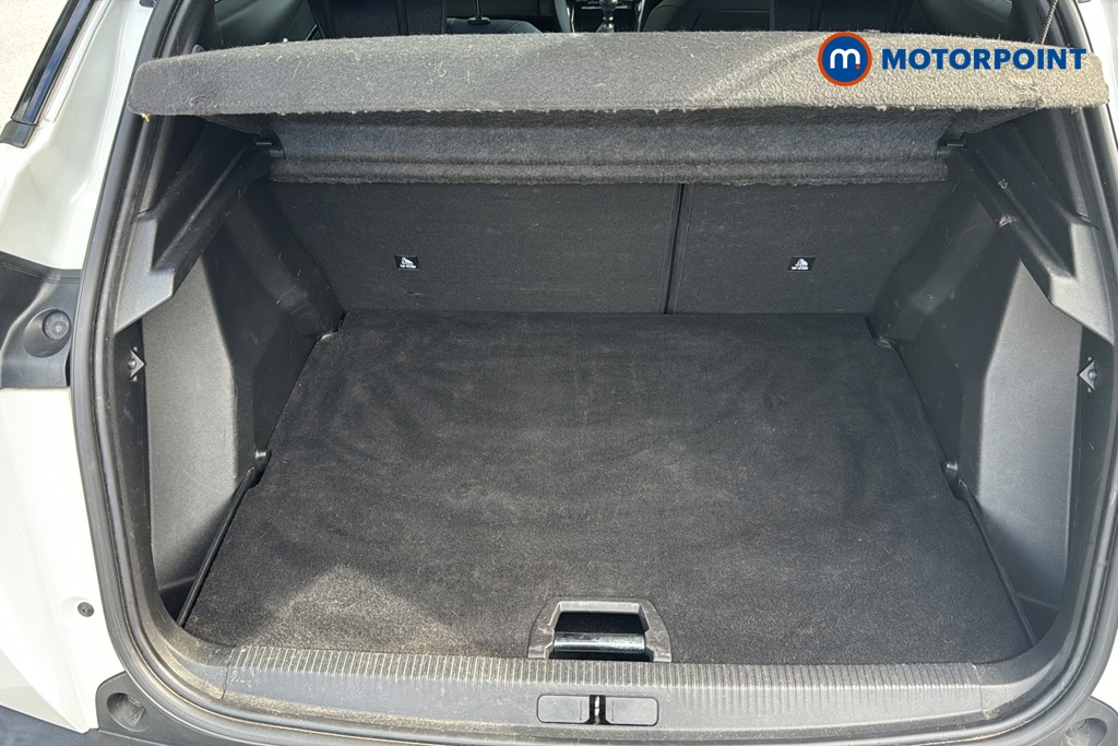 Peugeot 2008 Allure Premium Manual Petrol SUV - Stock Number (1639696) - 30th supplementary image