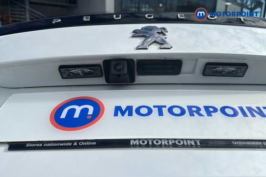 Peugeot 2008 Allure Premium Manual Petrol SUV - Stock Number (1639696) - 37th supplementary image
