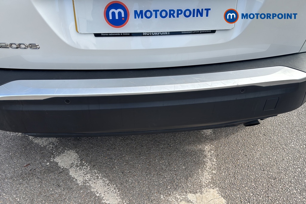 Peugeot 2008 Allure Premium Manual Petrol SUV - Stock Number (1639696) - 39th supplementary image