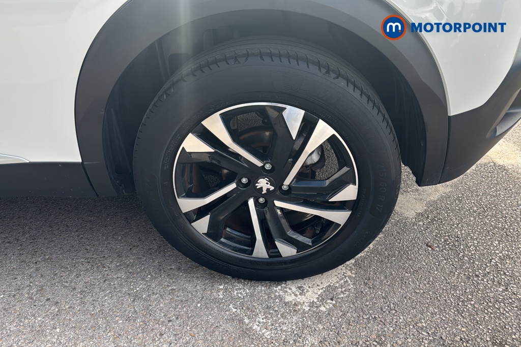 Peugeot 2008 Allure Premium Manual Petrol SUV - Stock Number (1639696) - 45th supplementary image