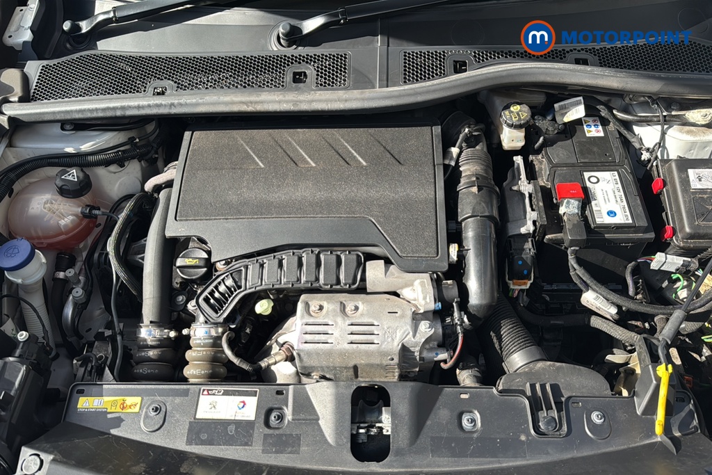 Peugeot 2008 Allure Premium Manual Petrol SUV - Stock Number (1639696) - 48th supplementary image