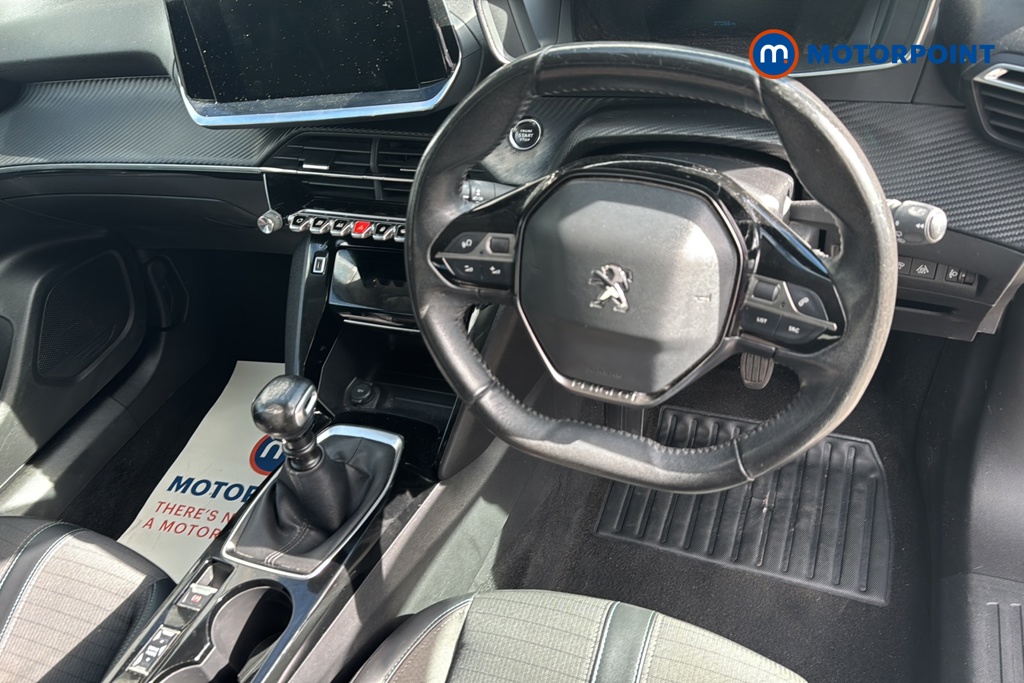 Peugeot 2008 Allure Premium Manual Petrol SUV - Stock Number (1639696) - 1st supplementary image