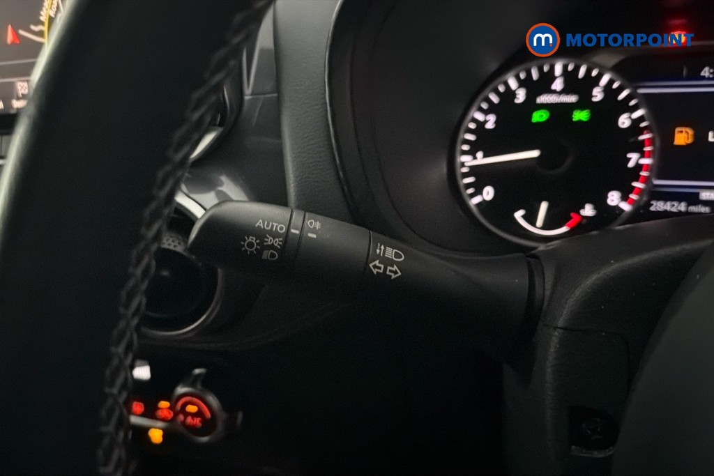 Nissan Juke N-Connecta Manual Petrol SUV - Stock Number (1640963) - 18th supplementary image