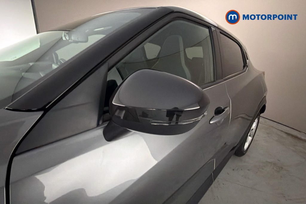 Nissan Juke N-Connecta Manual Petrol SUV - Stock Number (1640963) - 43rd supplementary image