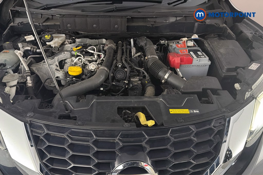 Nissan Juke N-Connecta Manual Petrol SUV - Stock Number (1640963) - 51st supplementary image
