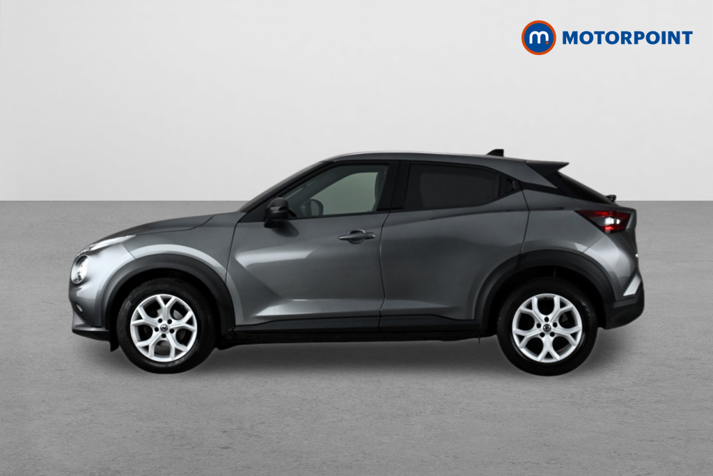 Nissan Juke N-Connecta Manual Petrol SUV - Stock Number (1640963) - Passenger side
