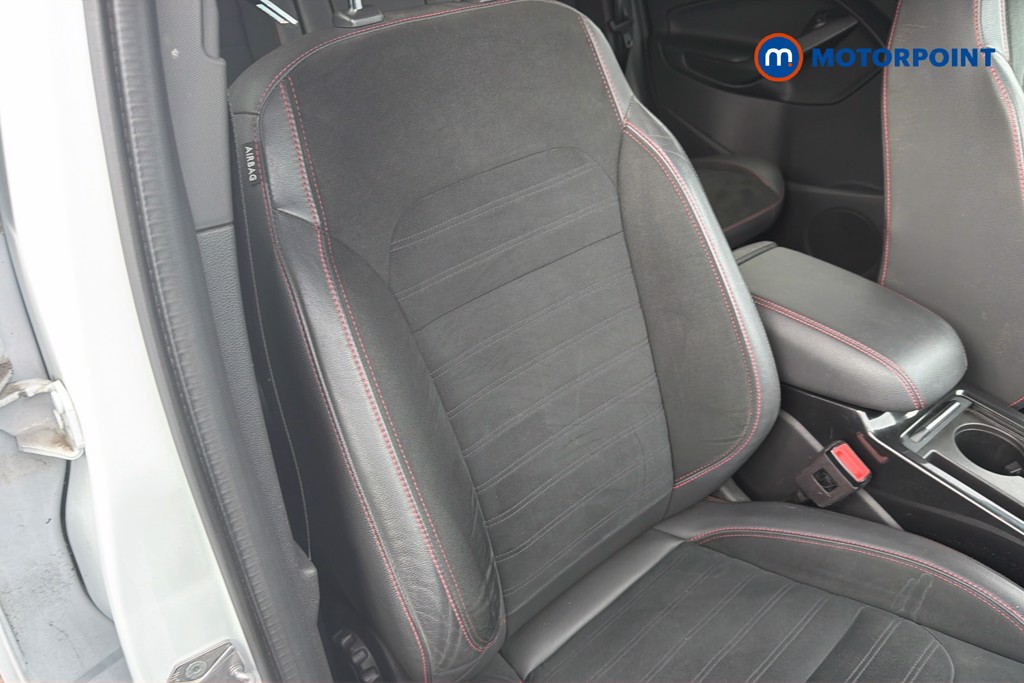 Ford Kuga St-Line Edition Manual Petrol SUV - Stock Number (1641428) - 24th supplementary image