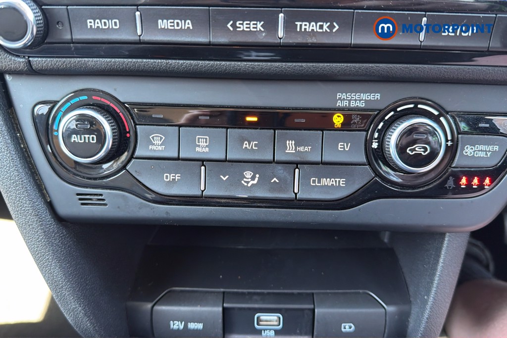 KIA E-Niro Long Range Automatic Electric SUV - Stock Number (1641596) - 12th supplementary image