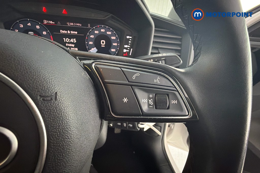Audi A1 Technik Manual Petrol Hatchback - Stock Number (1641716) - 4th supplementary image