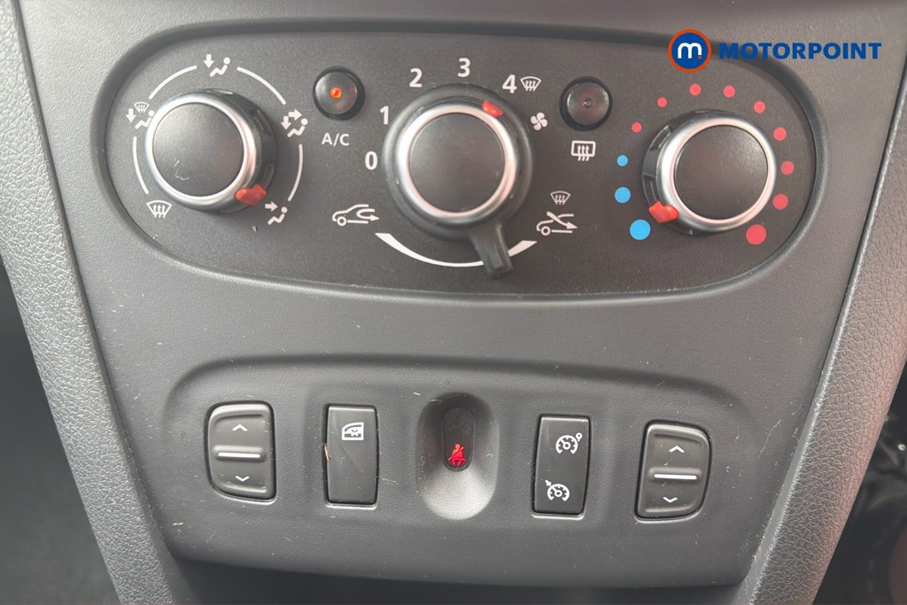 Dacia Sandero Stepway Laureate Manual Petrol Hatchback - Stock Number (1641867) - 12th supplementary image