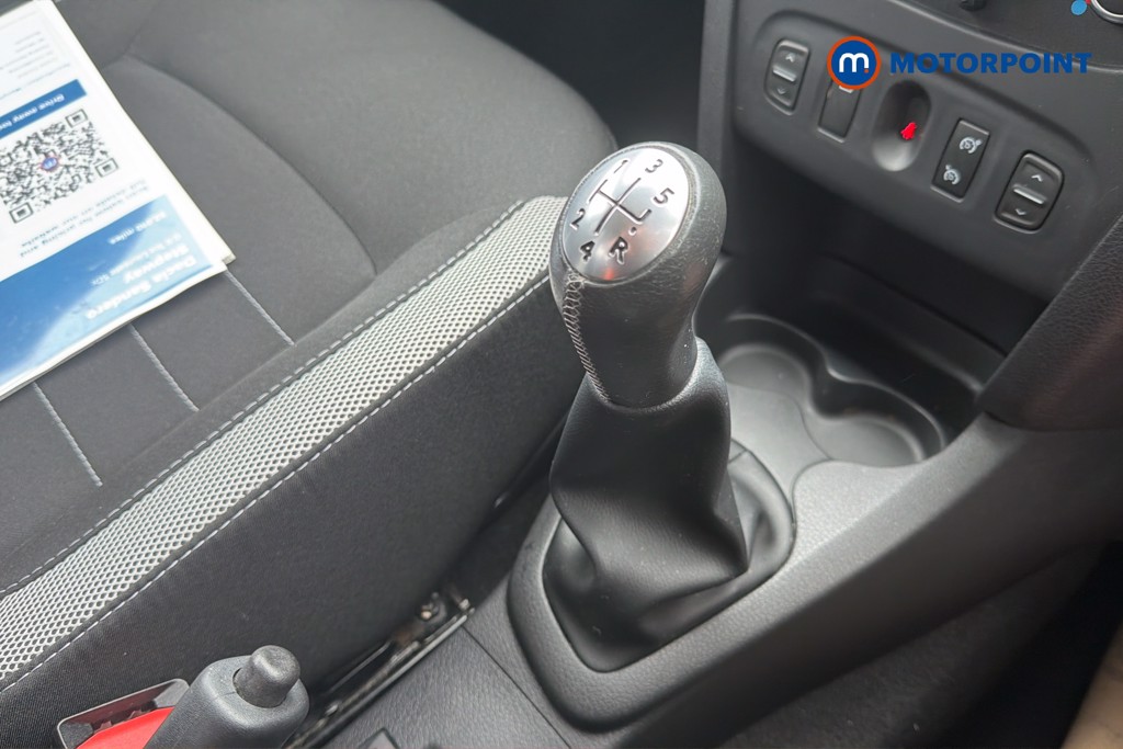 Dacia Sandero Stepway Laureate Manual Petrol Hatchback - Stock Number (1641867) - 15th supplementary image