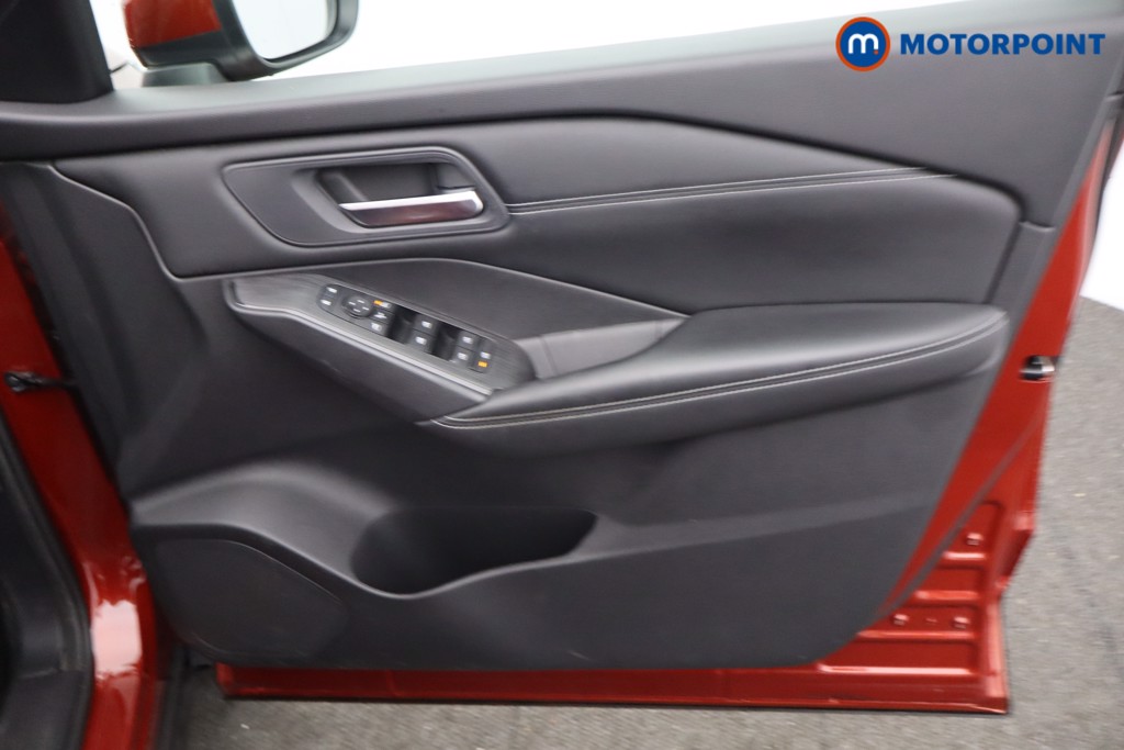 Nissan Qashqai Acenta Premium Manual Petrol SUV - Stock Number (1642334) - 9th supplementary image