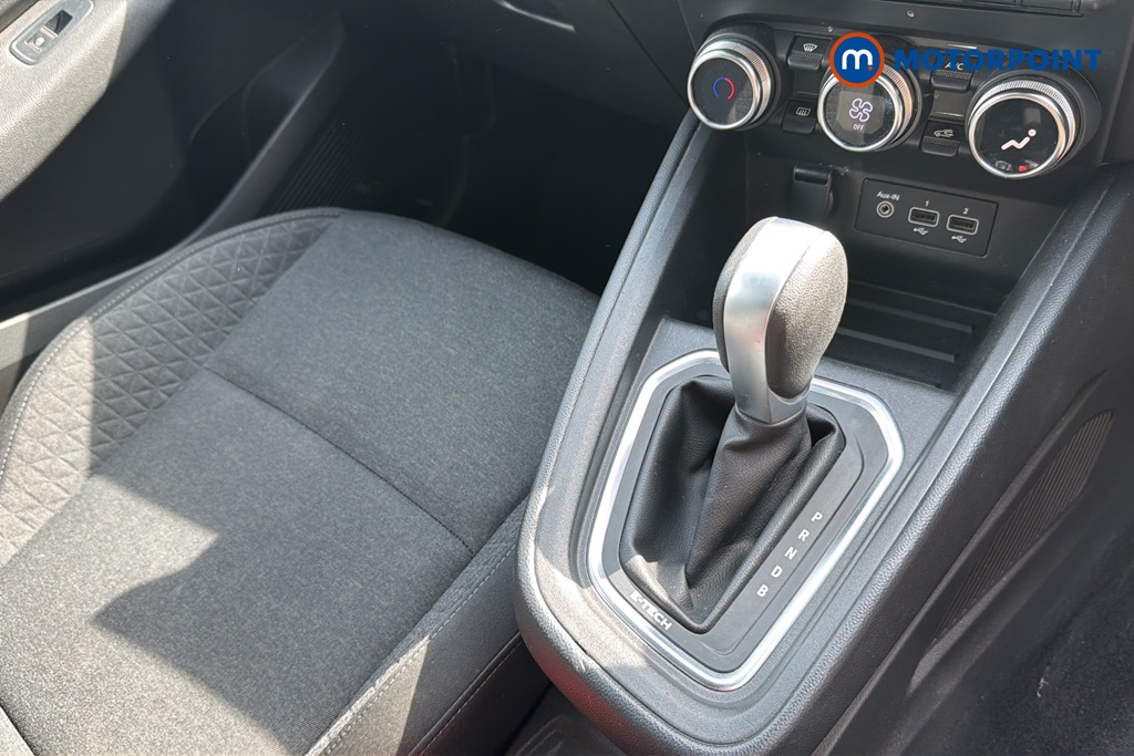 Renault Clio Iconic Automatic Petrol-Electric Hybrid Hatchback - Stock Number (1642621) - 15th supplementary image