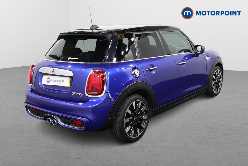 Mini Hatchback Cooper S Exclusive Automatic Petrol Hatchback - Stock Number (1642641) - Drivers side rear corner