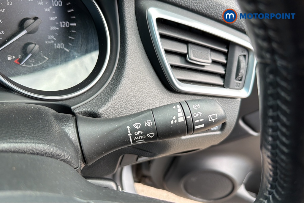 Nissan Qashqai Acenta Premium Manual Petrol SUV - Stock Number (1643146) - 6th supplementary image