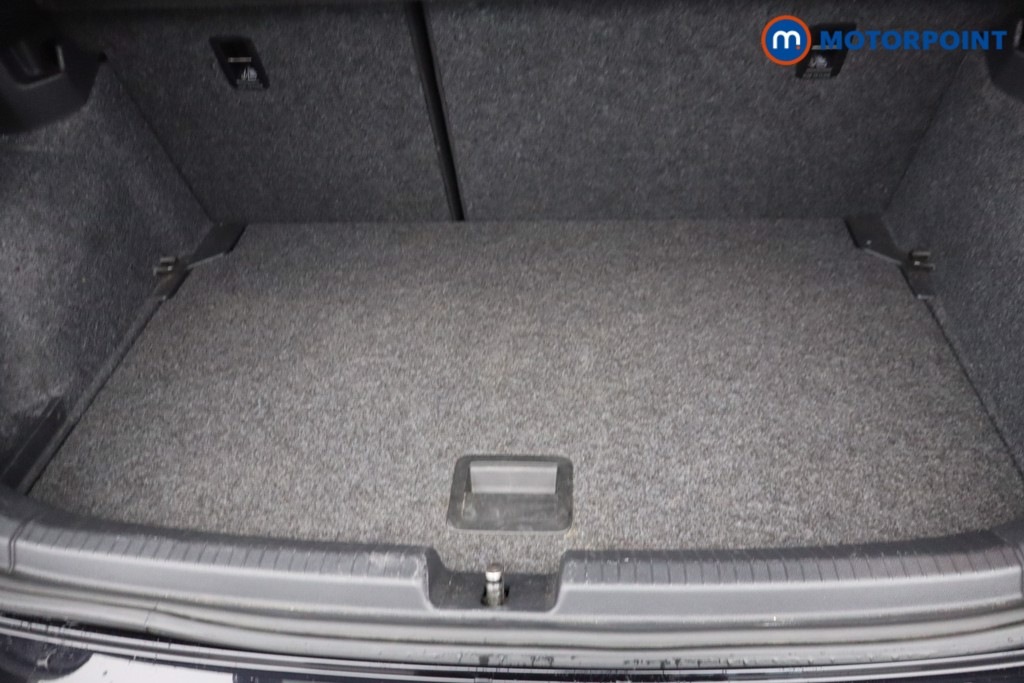 Volkswagen Polo R-Line Automatic Petrol Hatchback - Stock Number (1643303) - 4th supplementary image