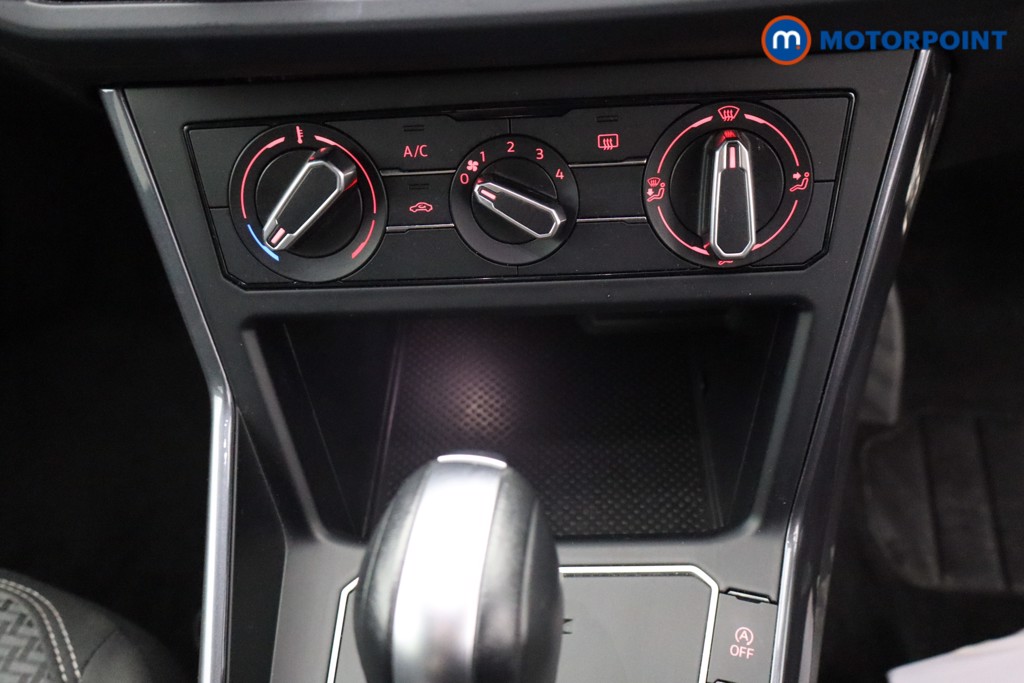 Volkswagen Polo R-Line Automatic Petrol Hatchback - Stock Number (1643303) - 16th supplementary image
