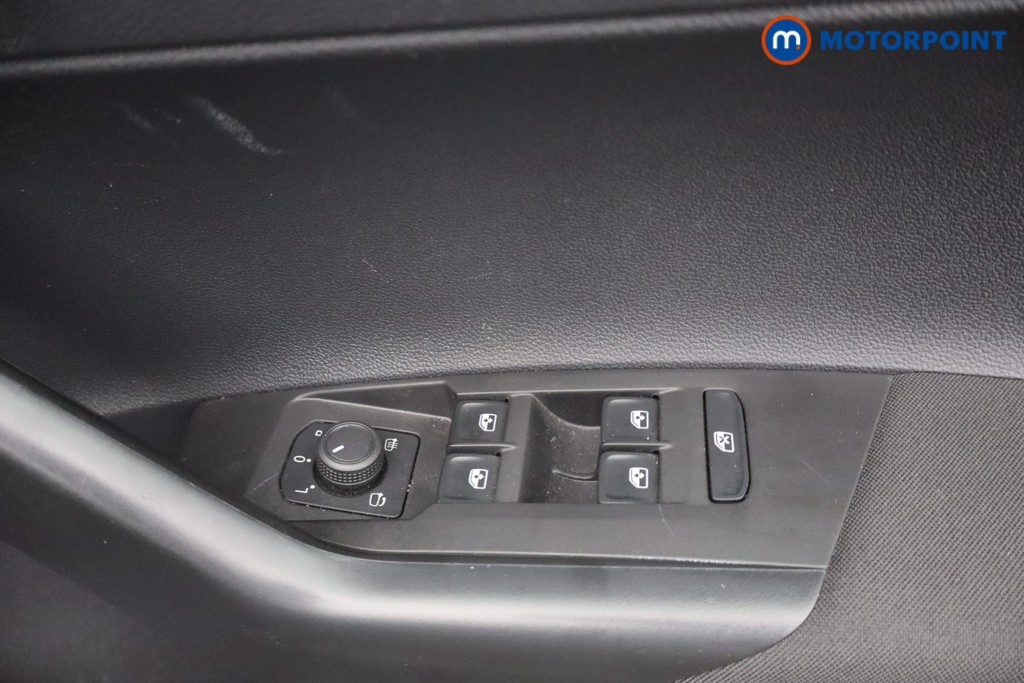 Volkswagen Polo Life Manual Petrol Hatchback - Stock Number (1643388) - 10th supplementary image