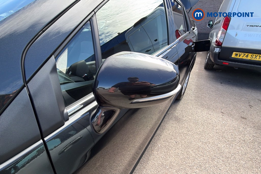 Suzuki S-Cross Motion Automatic Petrol-Electric Hybrid SUV - Stock Number (1643584) - 43rd supplementary image