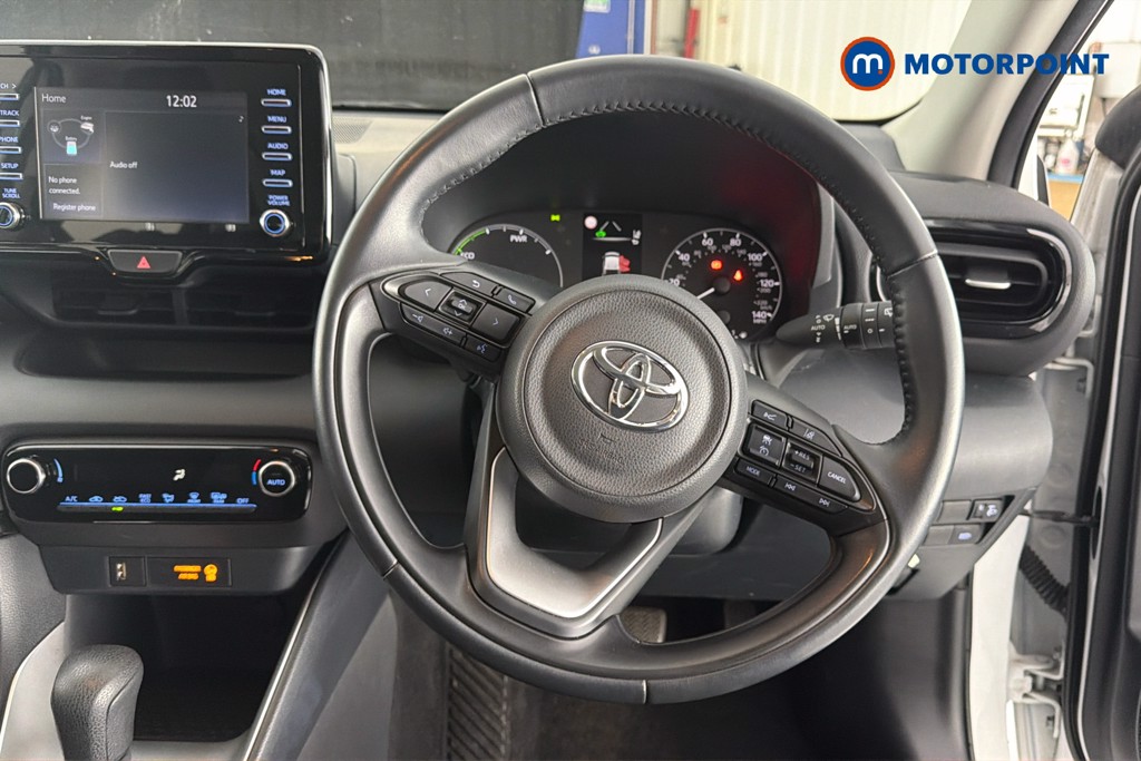 Toyota Yaris Icon Automatic Petrol-Electric Hybrid Hatchback - Stock Number (1643663) - 2nd supplementary image