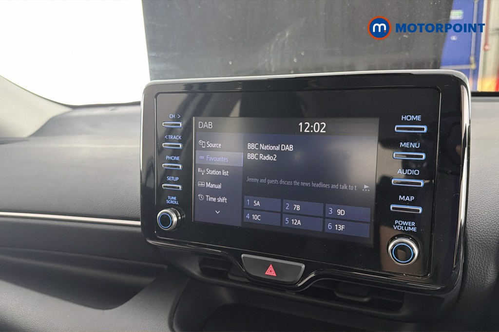 Toyota Yaris Icon Automatic Petrol-Electric Hybrid Hatchback - Stock Number (1643663) - 9th supplementary image