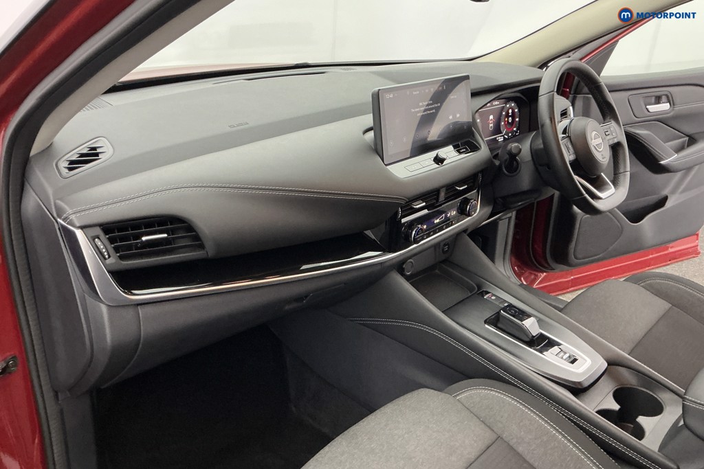 Nissan Qashqai N-Connecta Automatic Petrol-Electric Hybrid SUV - Stock Number (1643762) - 9th supplementary image