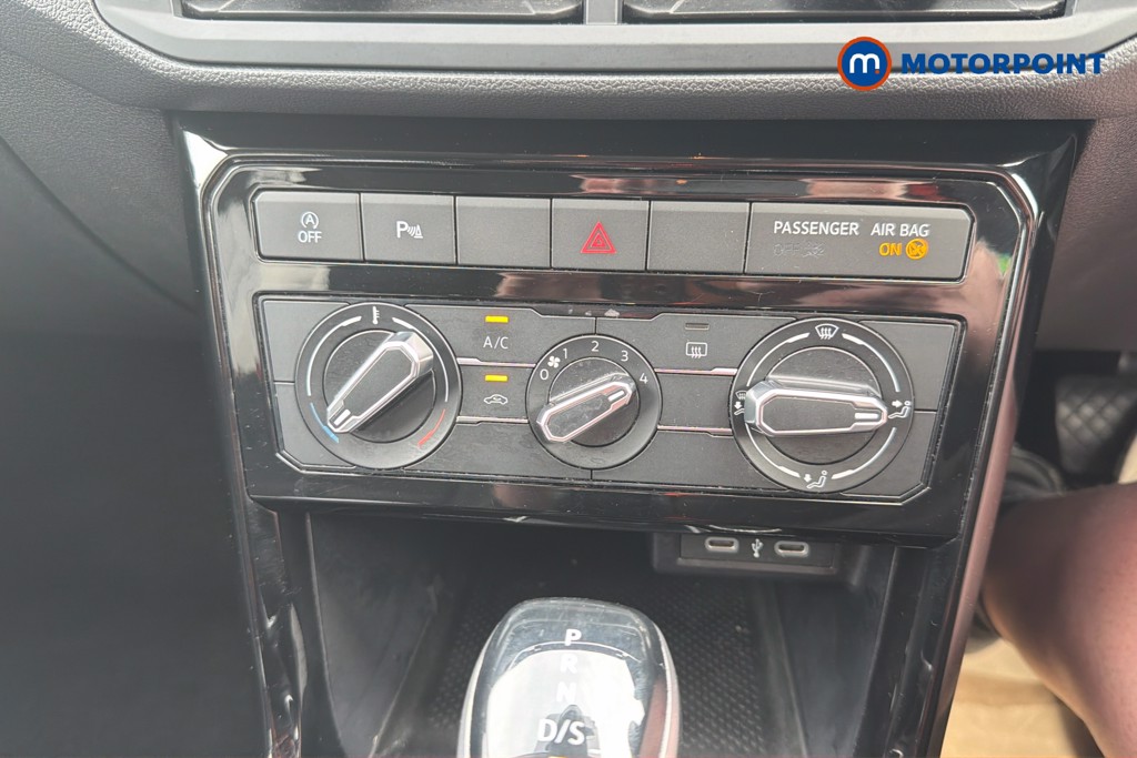 Volkswagen T-Cross Black Edition Automatic Petrol SUV - Stock Number (1643901) - 12th supplementary image