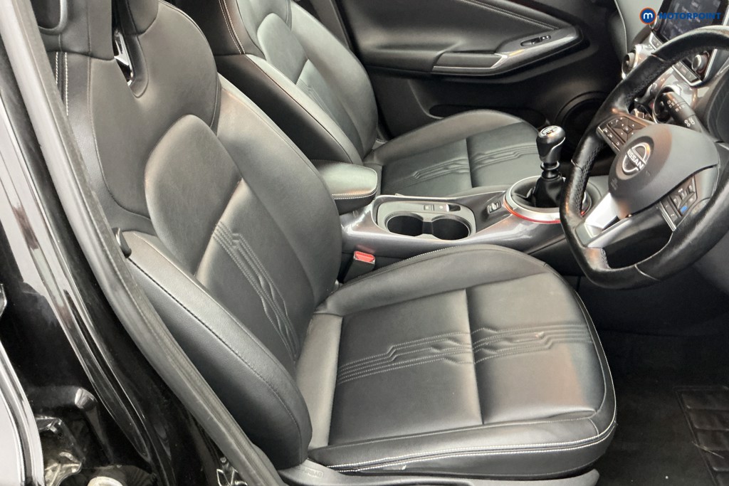 Nissan Juke Tekna Manual Petrol SUV - Stock Number (1643944) - 5th supplementary image