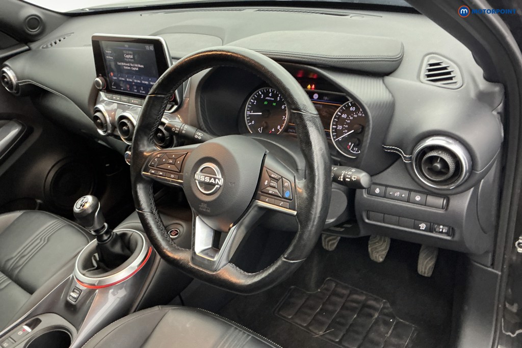 Nissan Juke Tekna Manual Petrol SUV - Stock Number (1643944) - 8th supplementary image