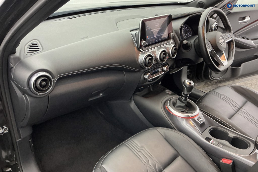 Nissan Juke Tekna Manual Petrol SUV - Stock Number (1643944) - 9th supplementary image