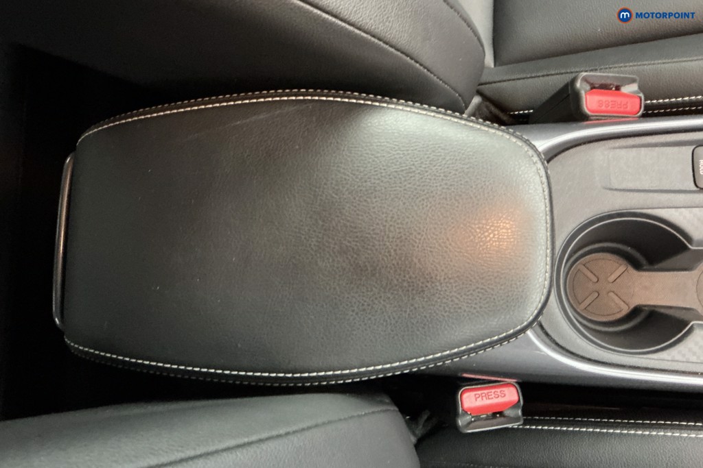 Nissan Juke Tekna Manual Petrol SUV - Stock Number (1643944) - 13th supplementary image