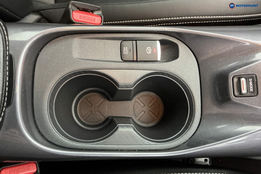 Nissan Juke Tekna Manual Petrol SUV - Stock Number (1643944) - 14th supplementary image