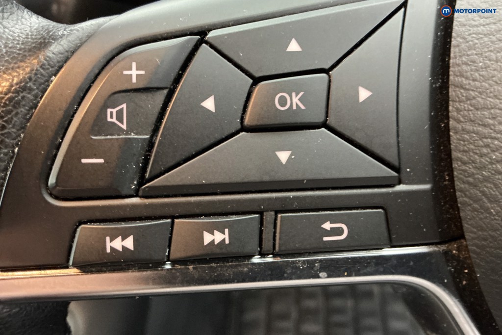 Nissan Juke Tekna Manual Petrol SUV - Stock Number (1643944) - 20th supplementary image