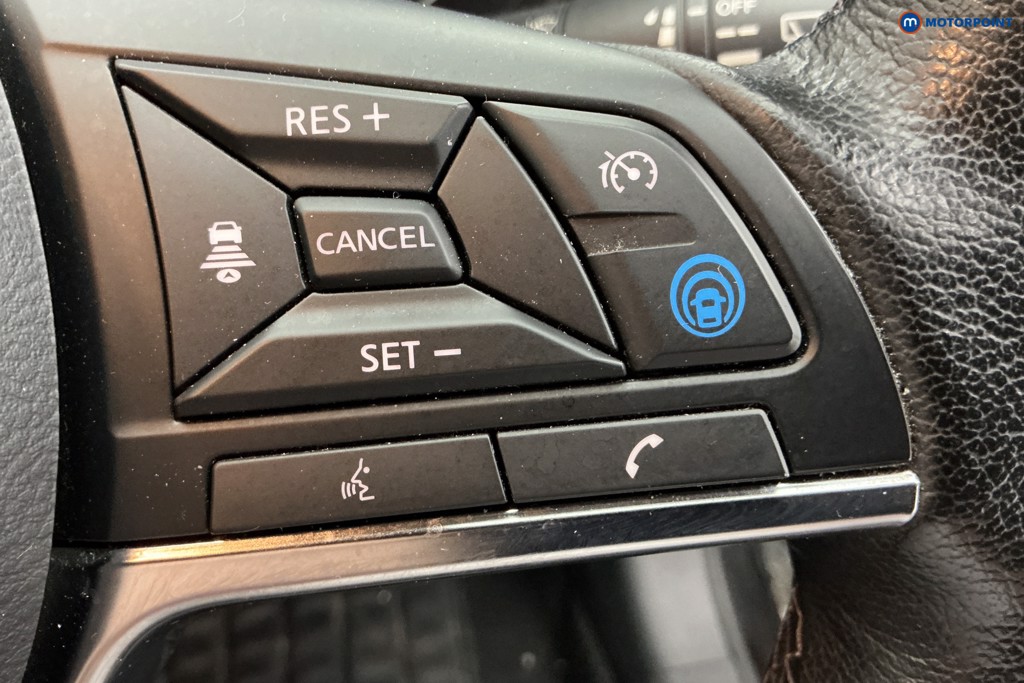 Nissan Juke Tekna Manual Petrol SUV - Stock Number (1643944) - 21st supplementary image